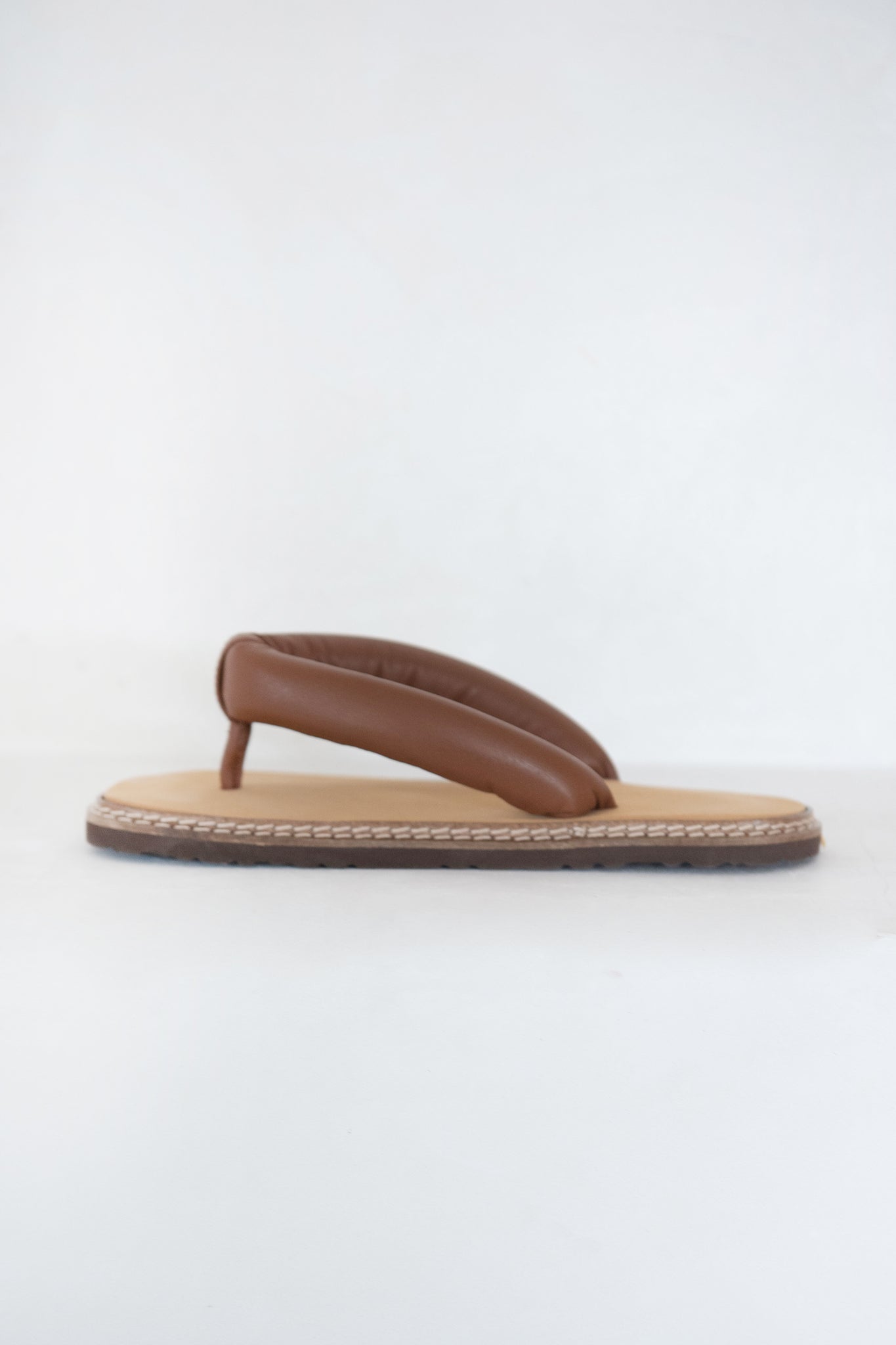 Sofie D'Hoore - Flip Sandal, Havana