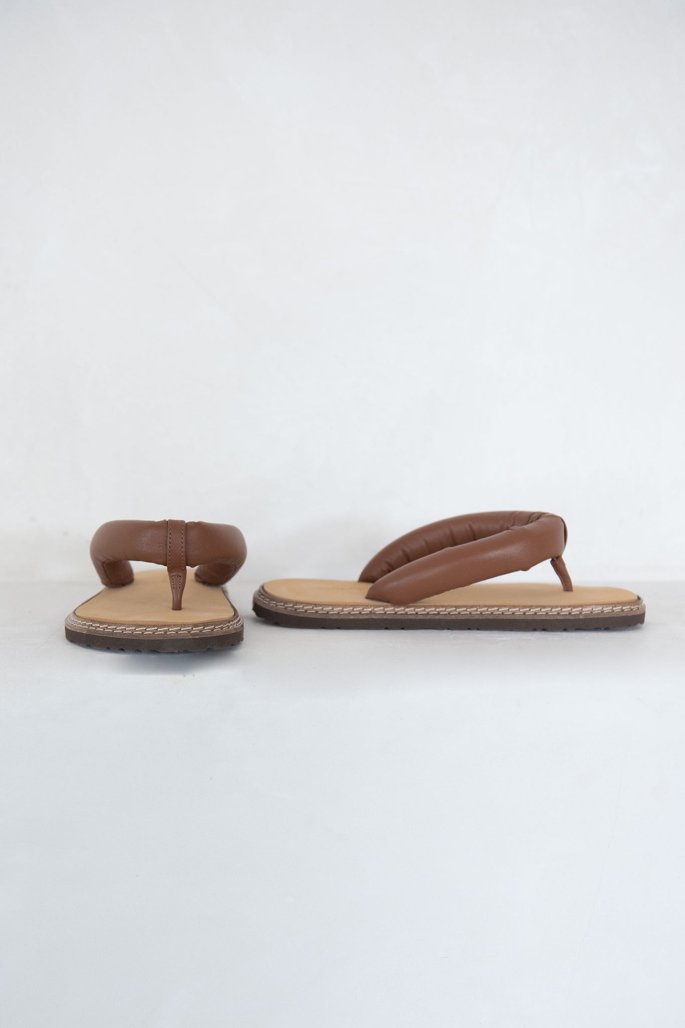 Sofie D'Hoore - Flip Sandal, Havana