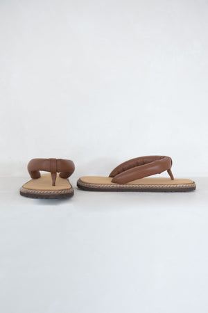 Sofie D'Hoore - Flip Sandal, Havana