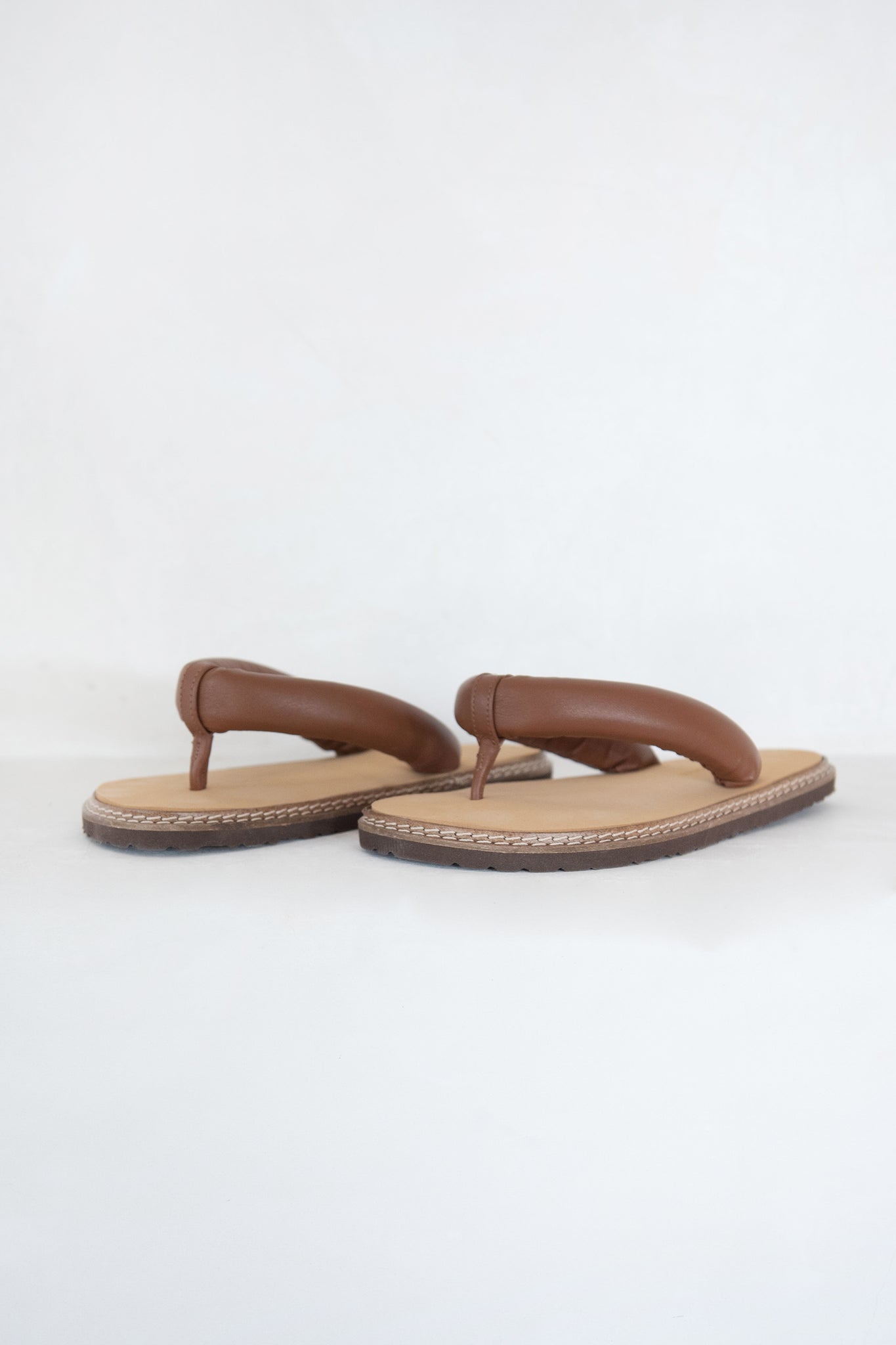 Sofie D'Hoore - Flip Sandal, Havana