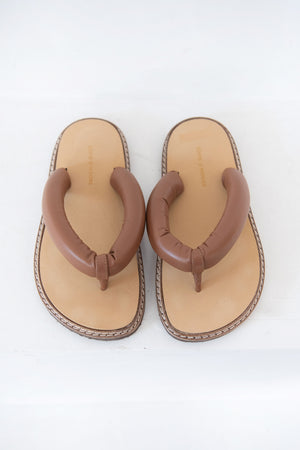 Sofie D'Hoore - Flip Sandal, Havana