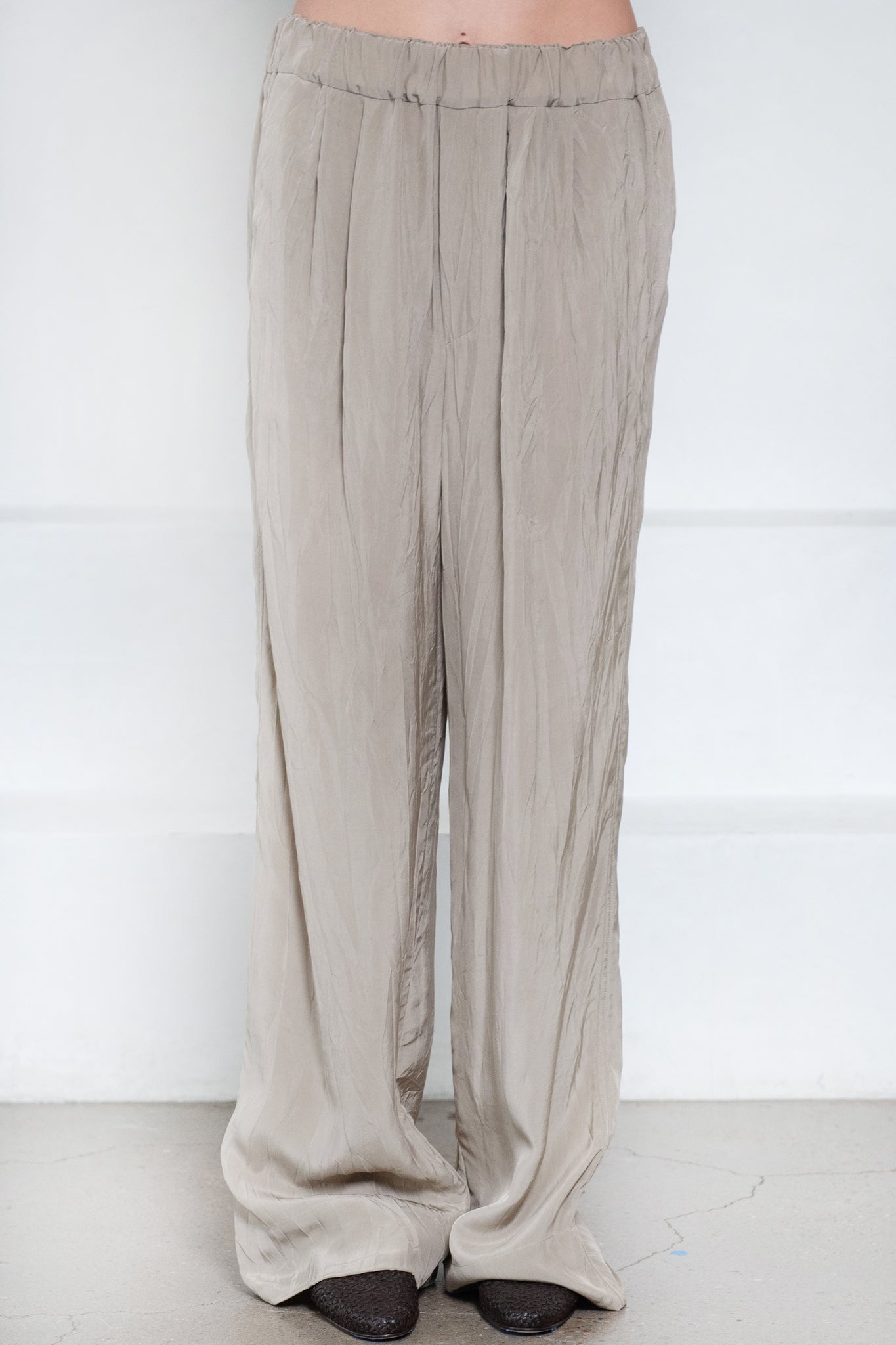 GAUCHERE - Pants, Greige