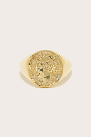 AZLEE - Goddess Signet Ring, Gold