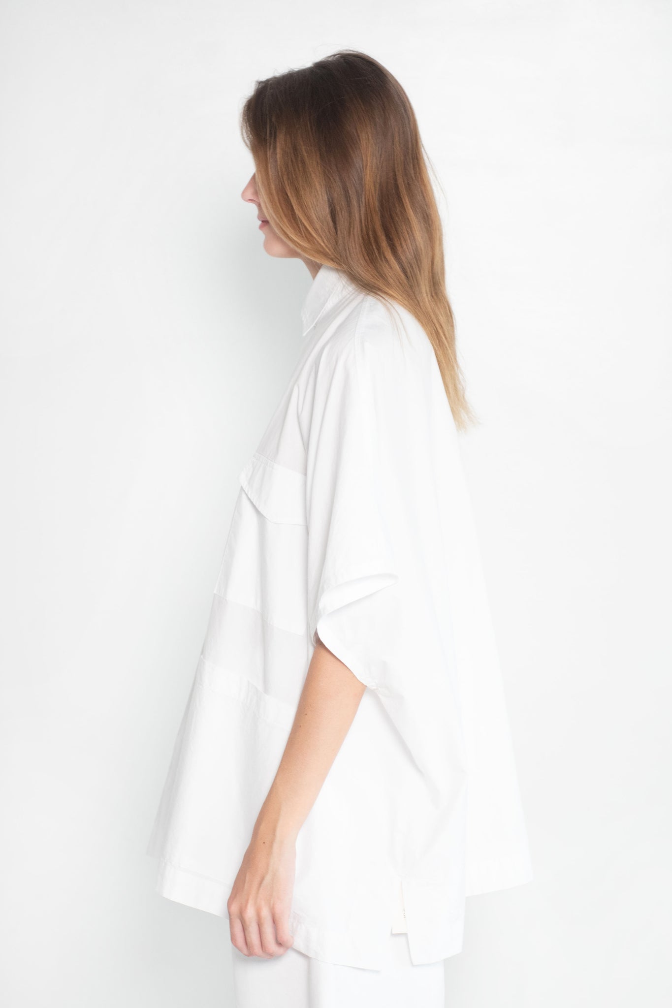 GREI - 4 Pocket Shirt Poncho, White
