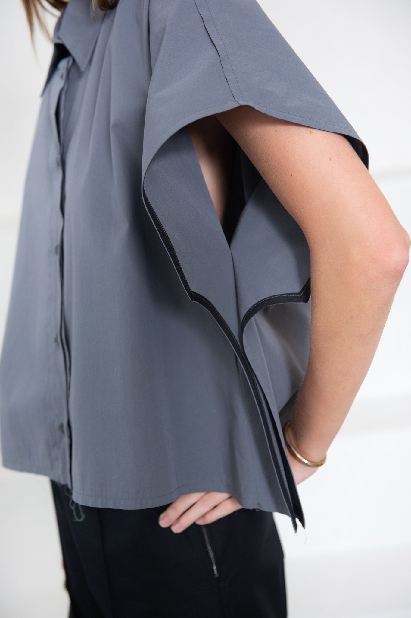 Hache - Bat Shirt, Iron Grey