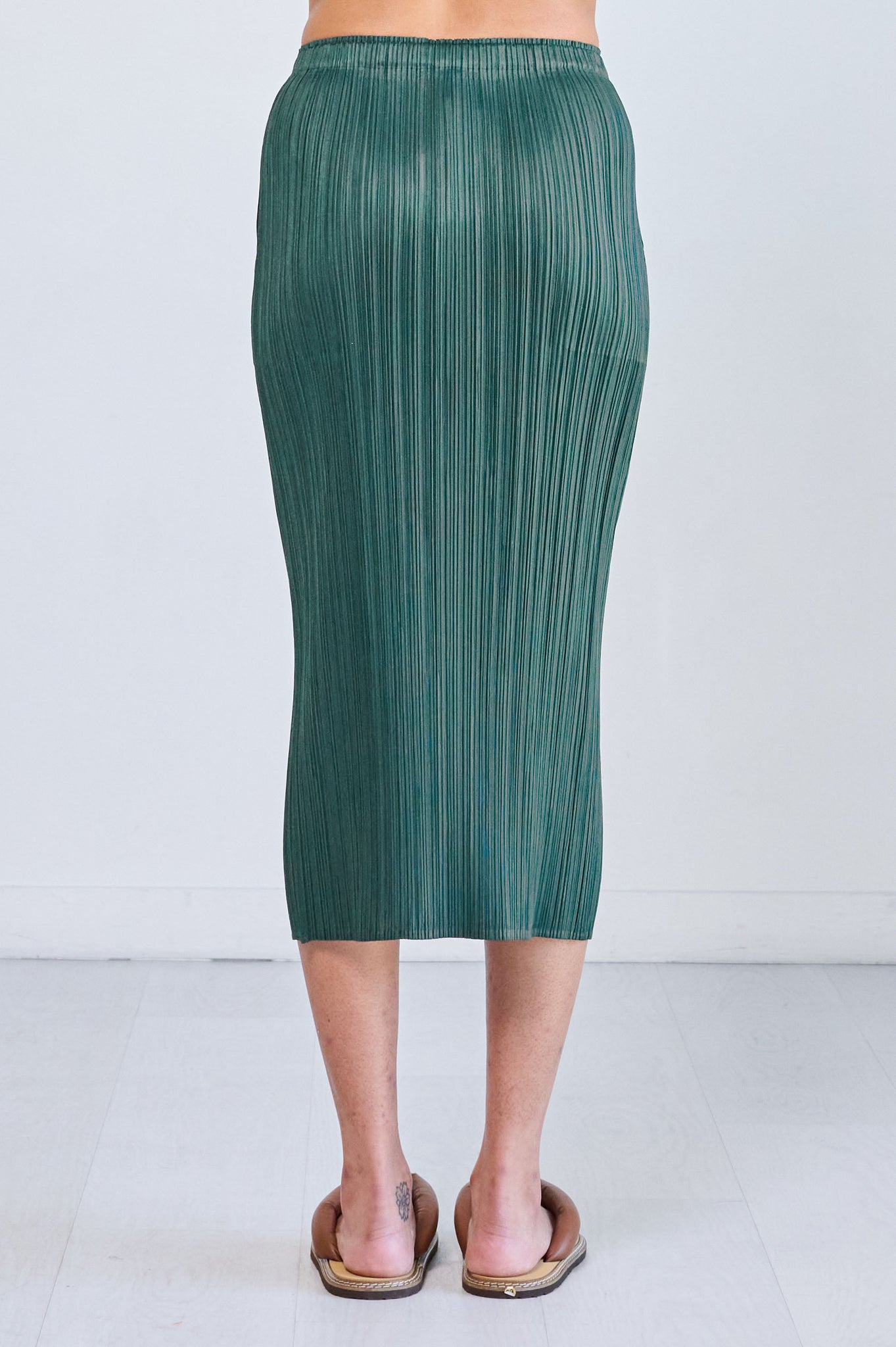 ISSEY M. PLEATS - New Colorful Basics 2 Skirt, Dark Green