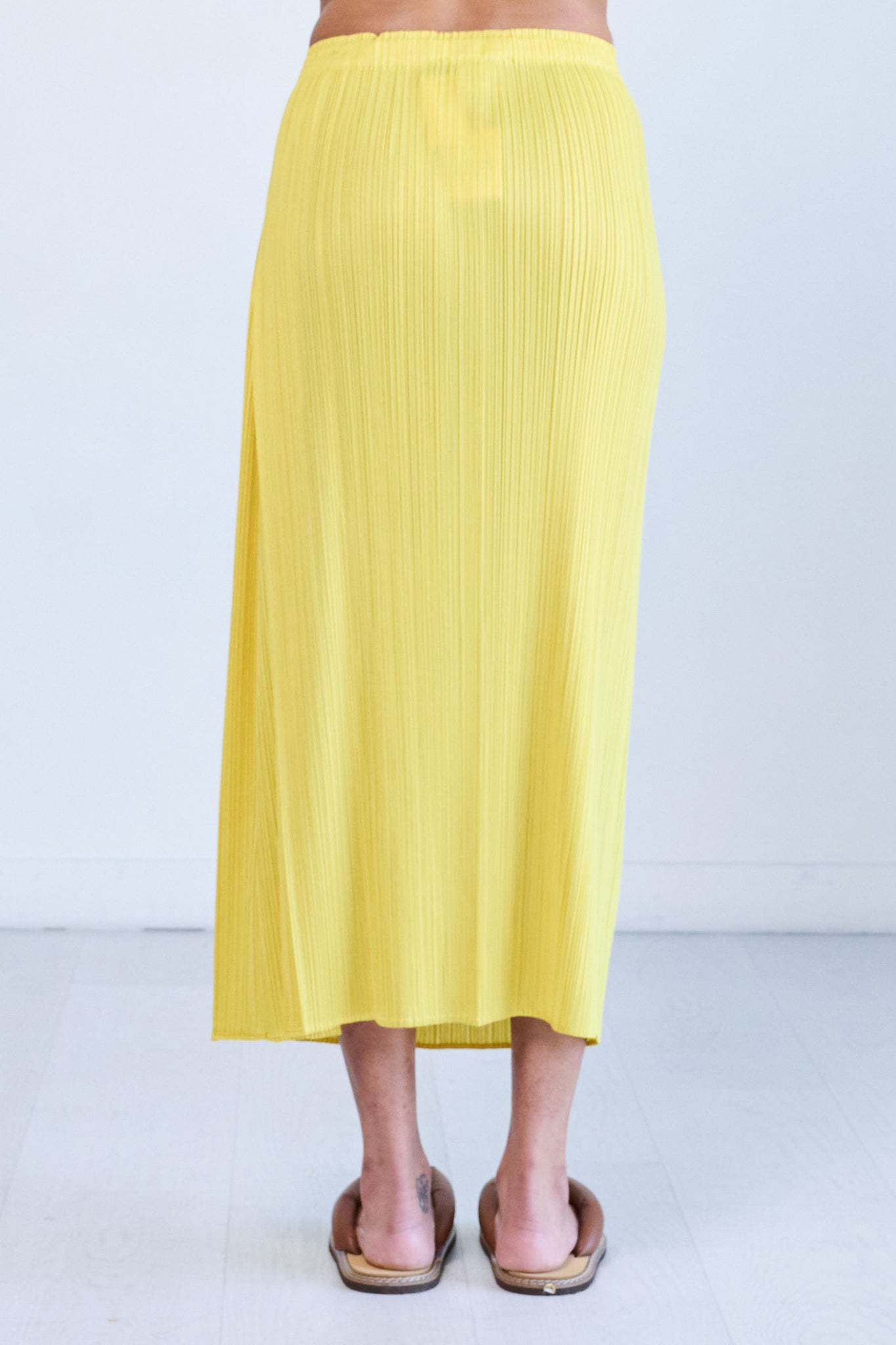 ISSEY M. PLEATS - Monthly Colors April Skirt, Light Yellow