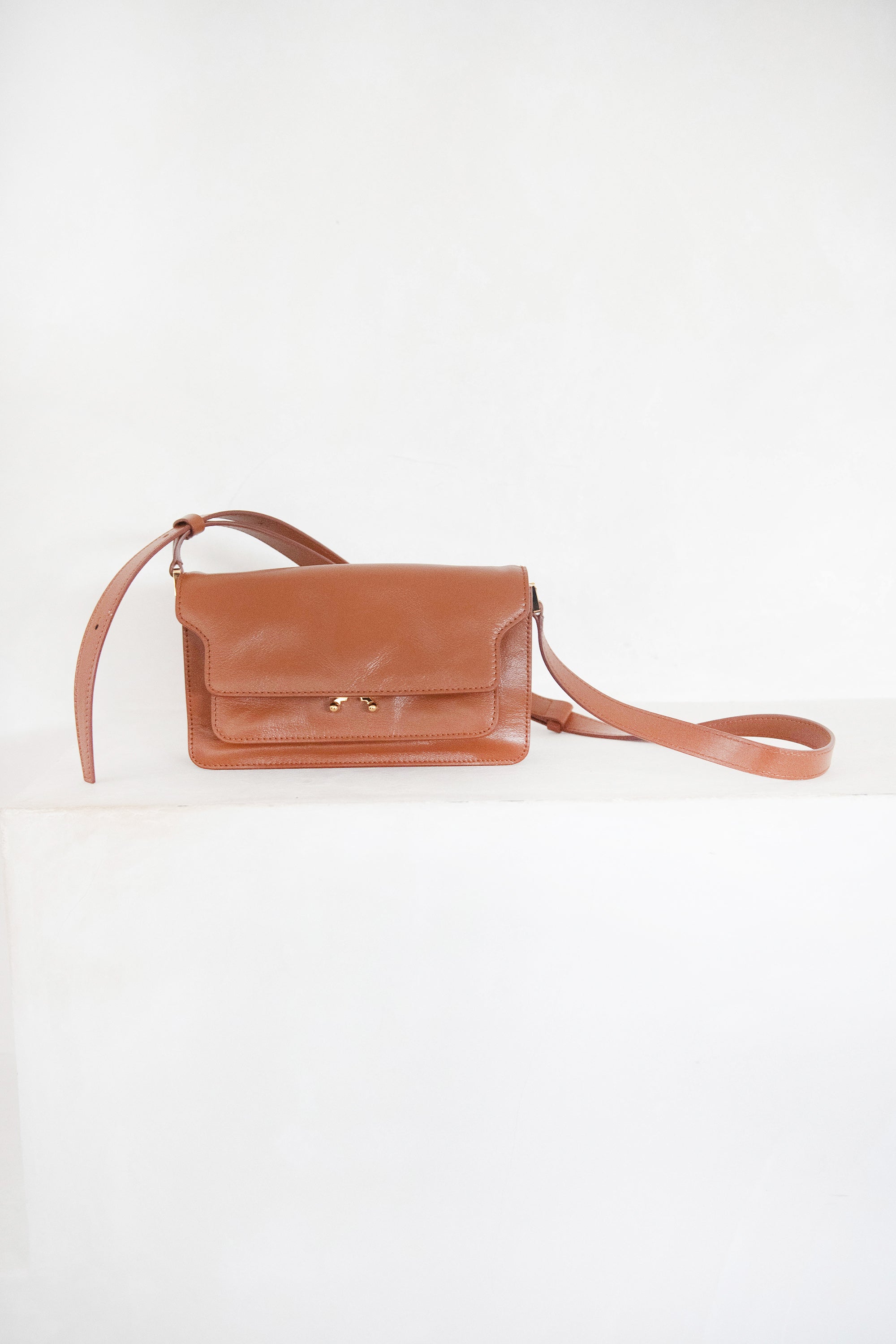 street marni trunk bag