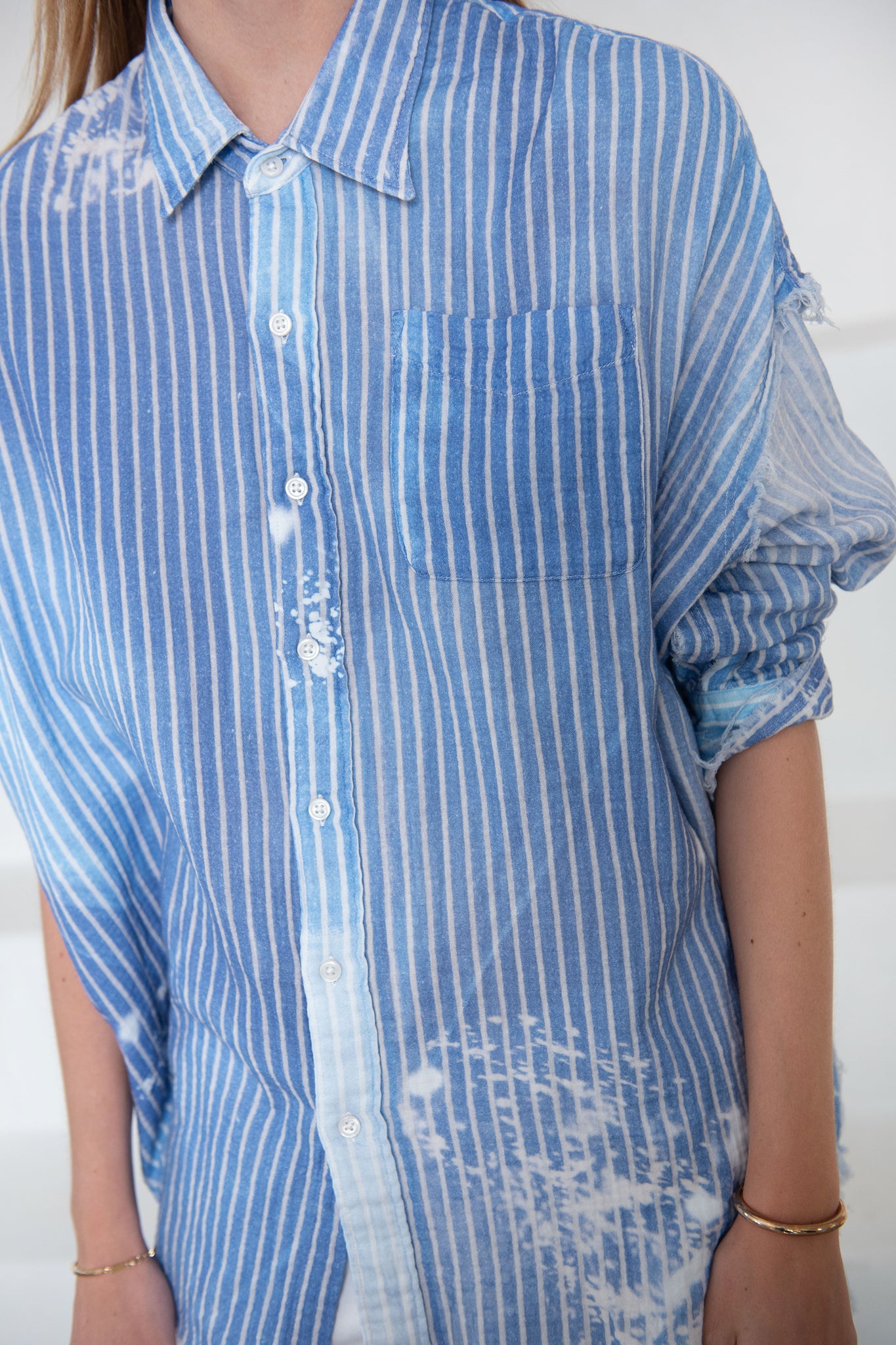 R13 - Shredded Seam Drop Neck Shirt, Bleach Blue Pinstripe