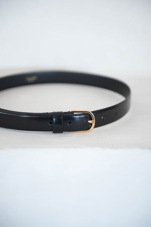 Totême - SLIM TROUSER LEATHER BELT, BLACK