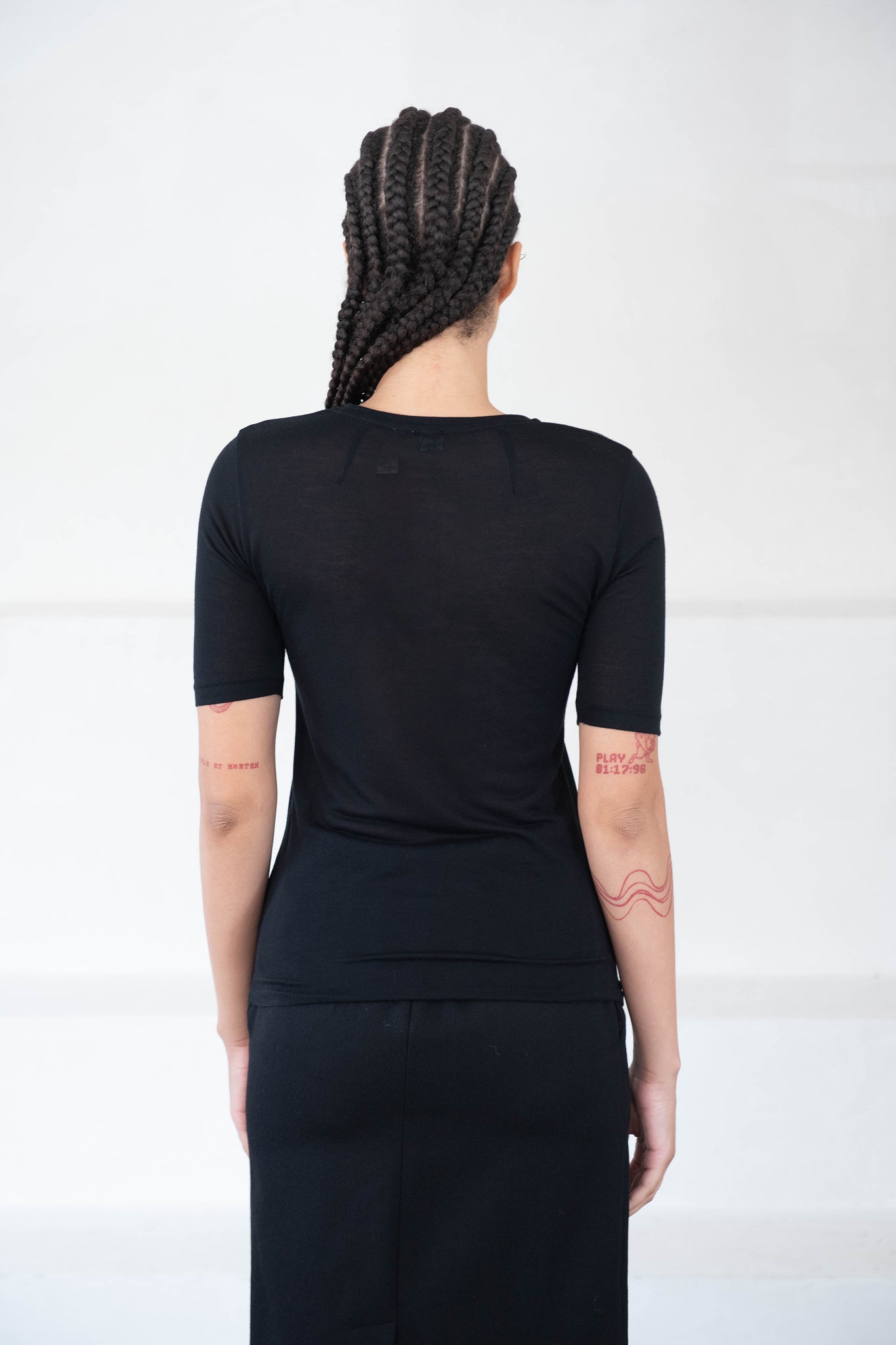 Totême - THIN CASHMERE MODAL TEE, BLACK
